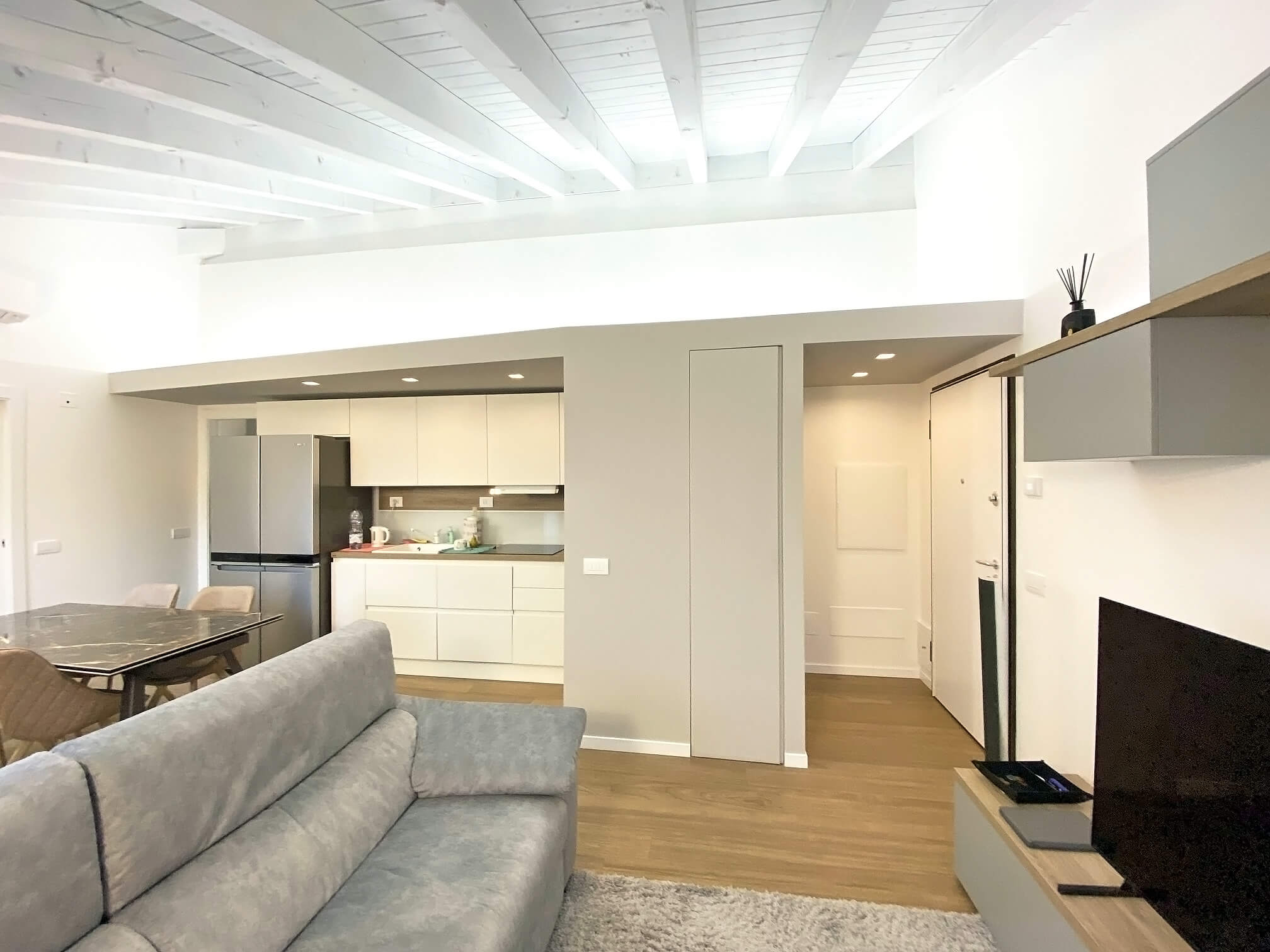 Apartment FPP, photo 1 of 15